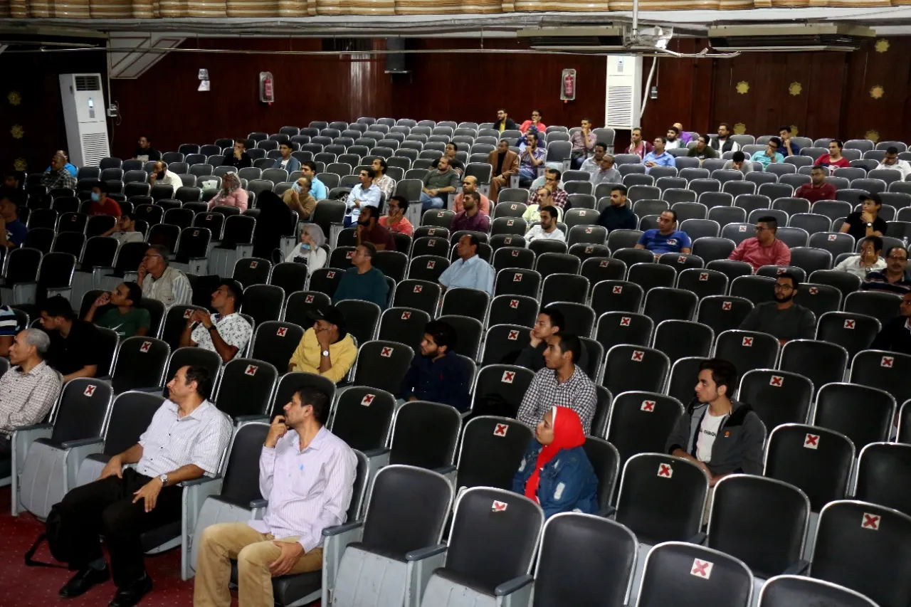 جانب من المحاضرة 