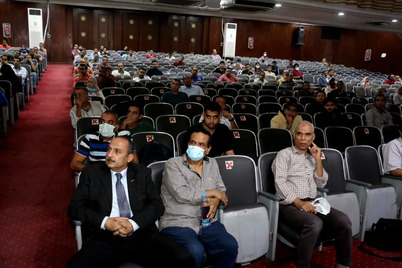 جانب من المحاضرة 