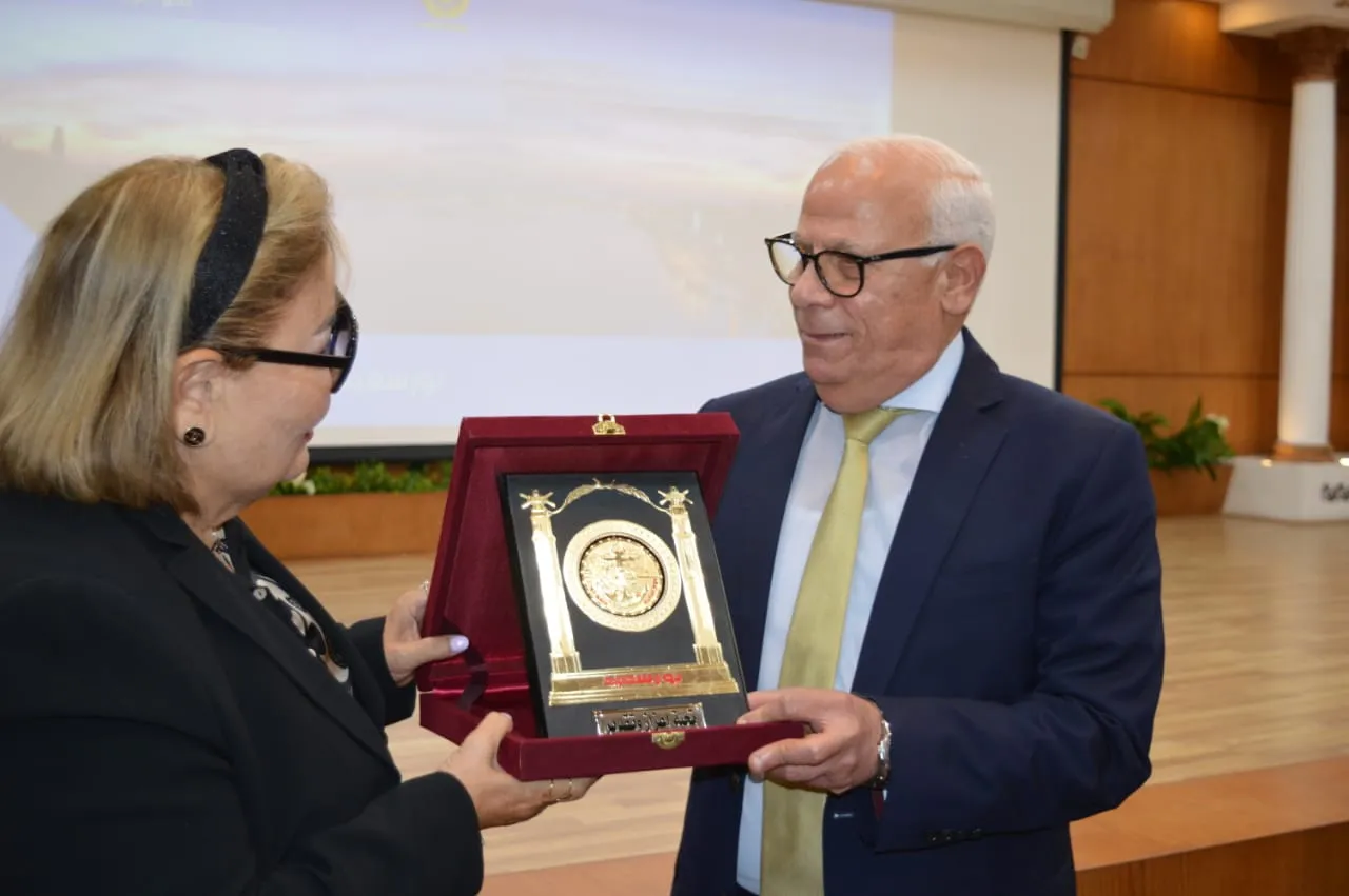 جانب من اللقاء