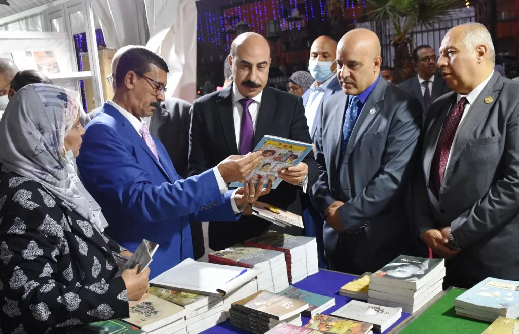 افتتاح معرض الكتاب الثانى بأسوان