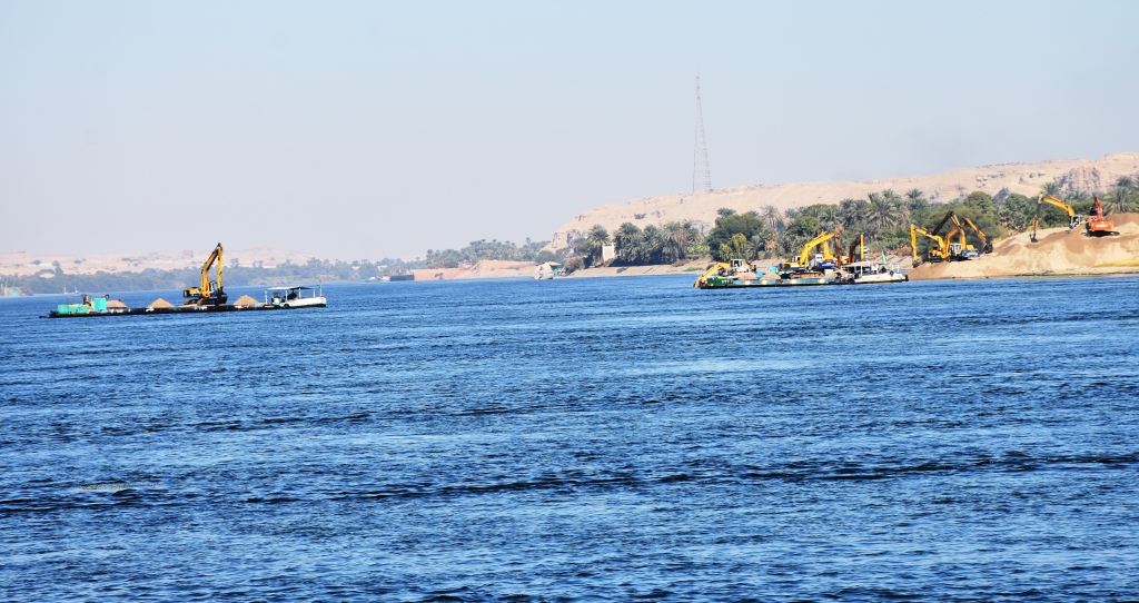 تعويم شحوط الباخرة