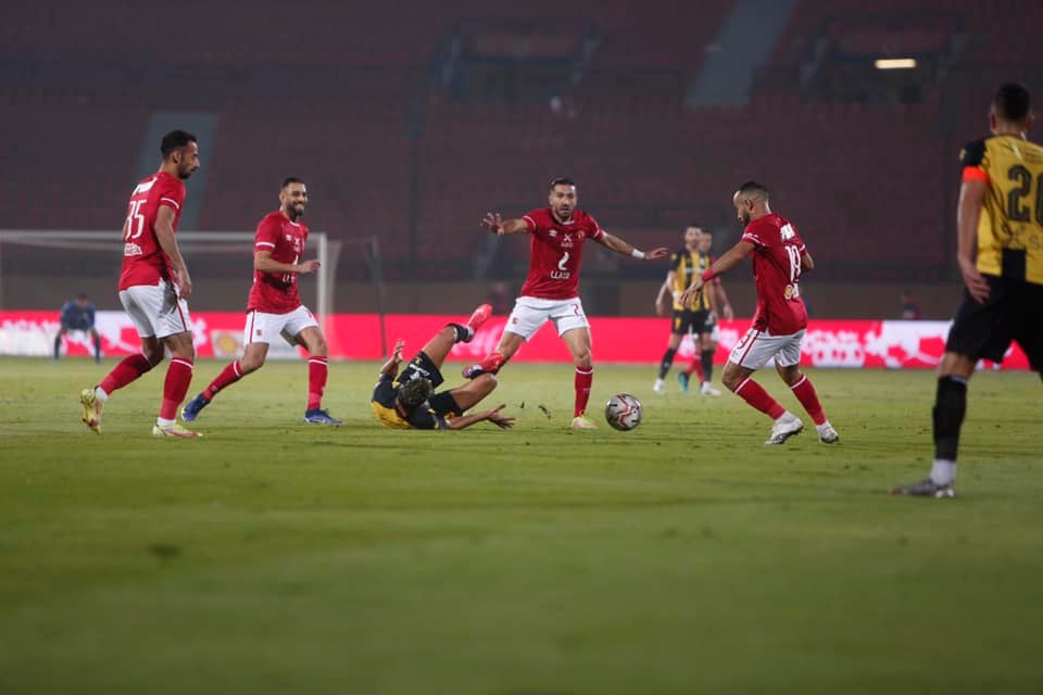 الأهلي والمقاولون