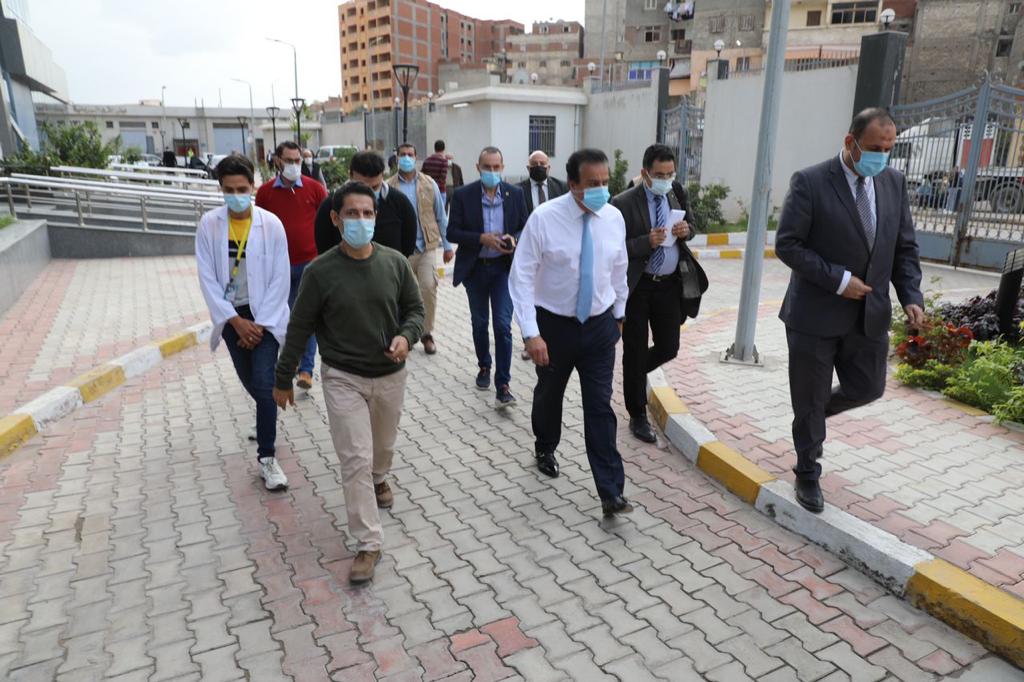 زيارة القائم بعمل وزير الصحة لمستشفى العجمي التخصصي