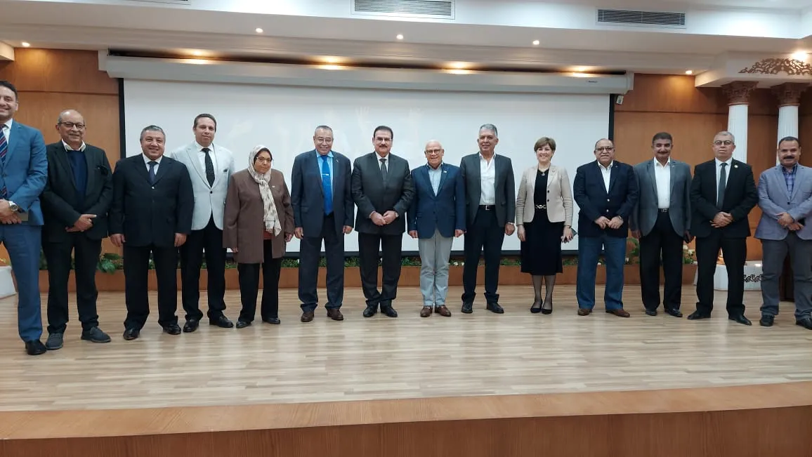 جانب من لقاء محافظ بورسعيد ونقيب المهندسين 