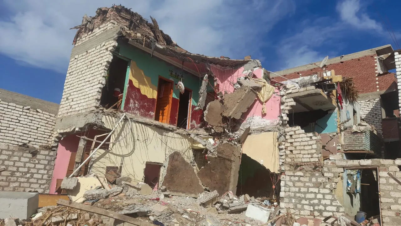 انهيار منزل ببني سويف (6)