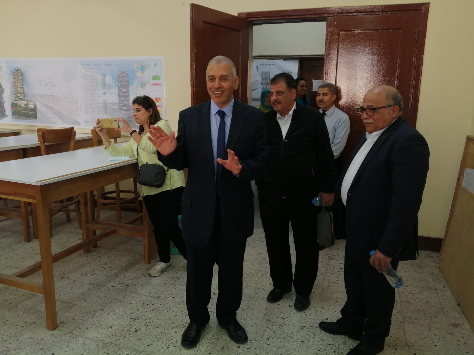 54878710-9f9f-46cf-b001-a18b7f79b178