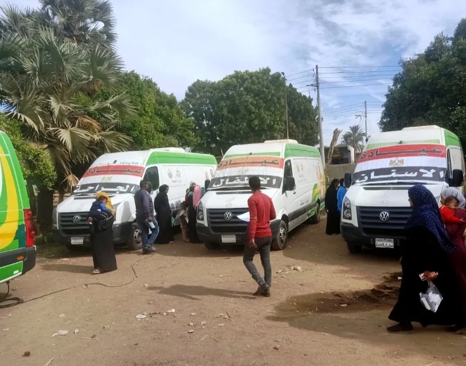 قوافل طبية مجانا لخدمة مرضى كوم أمبو وإدفو