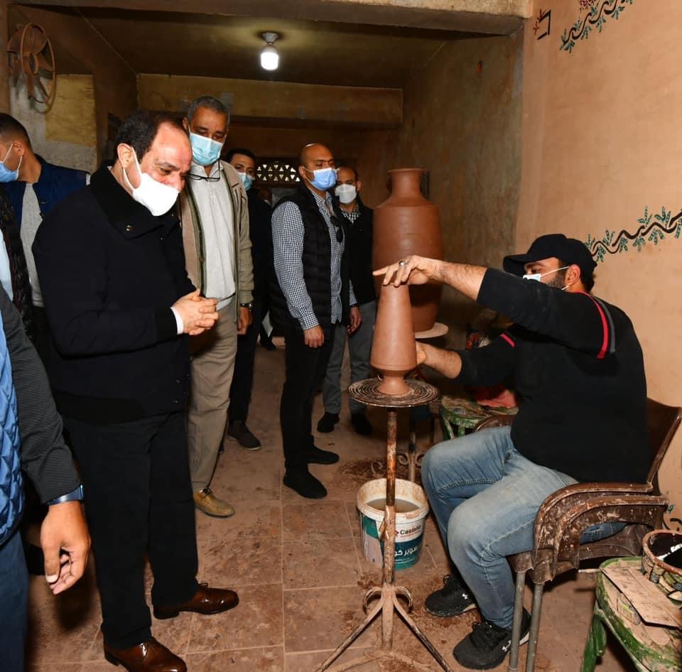 الرئيس السيسي خلال الجولة 