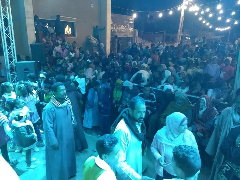 فعاليات المسارح المتنقلة بقرية الخوى بأسوان