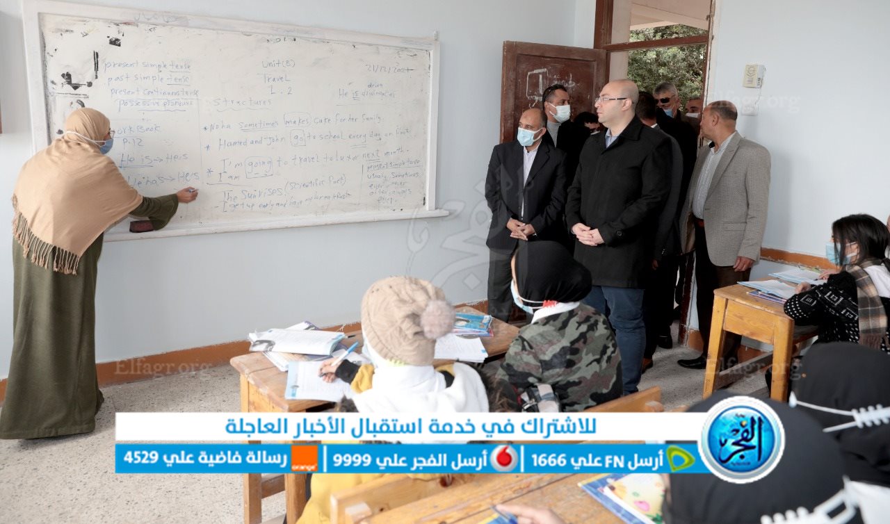 محافظ بني سويف يزور المدرسة الفندقية (2)