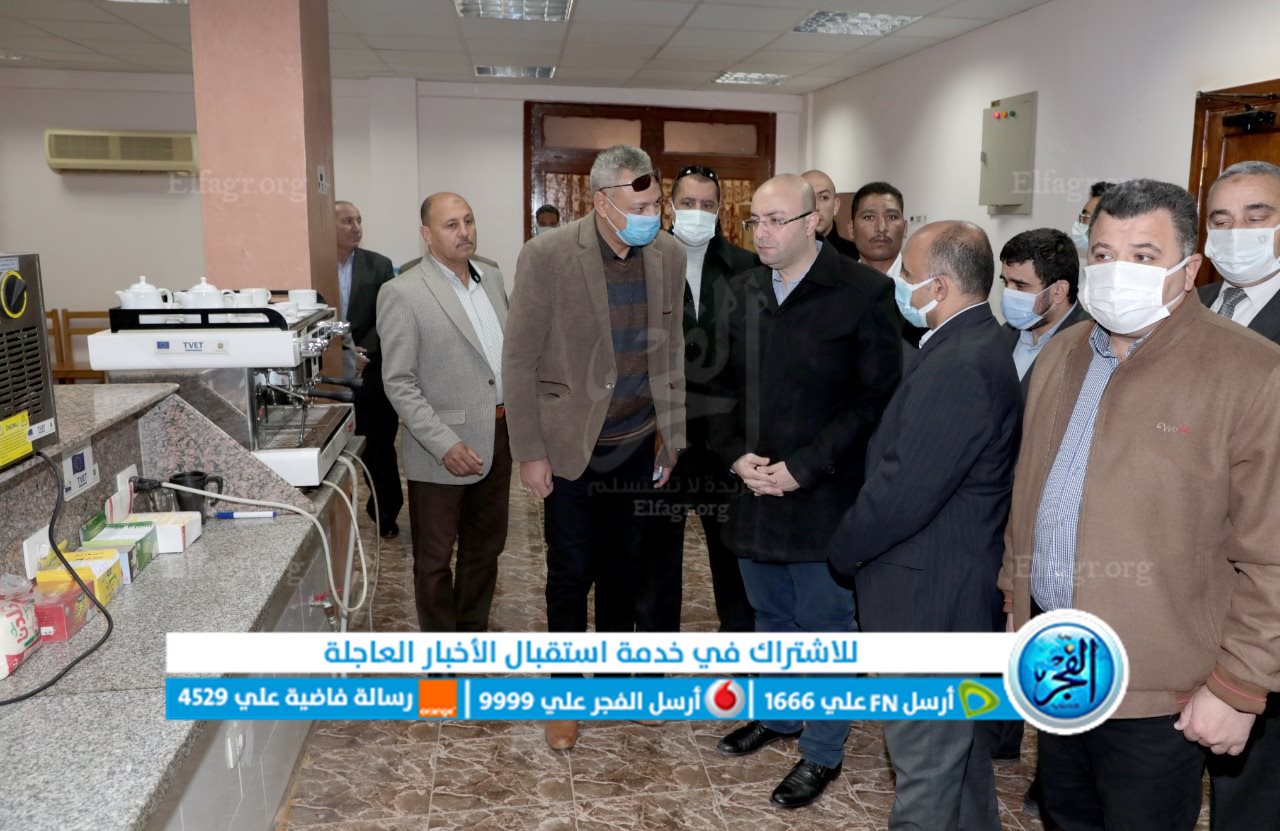 محافظ بني سويف يزور المدرسة الفندقية (4)