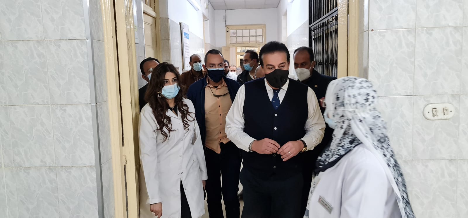 خالد عبدالغفار يتفقد مستشفى الرمد بأسيوط 