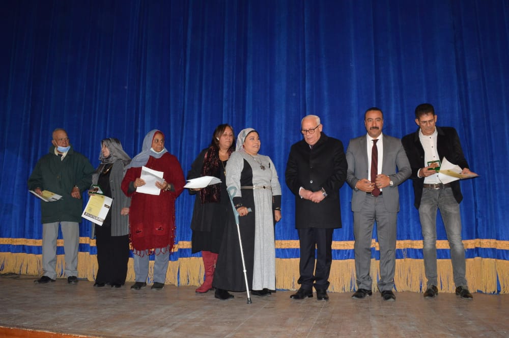 محافظ بورسعيد يكرم أبطال العدوان الثلاثي وأسرهم