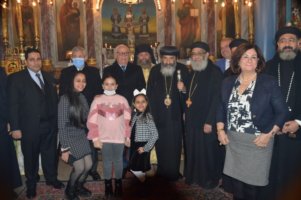 محافظ بورسعيد يزور الكنائس