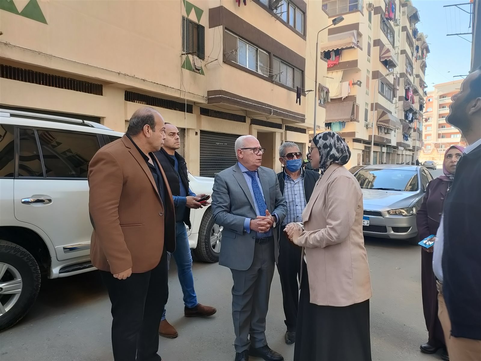 محافظ بورسعيد خلال الجولة