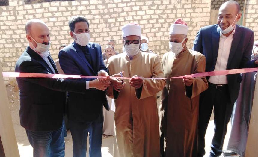 �السكرتير العام بأسوان