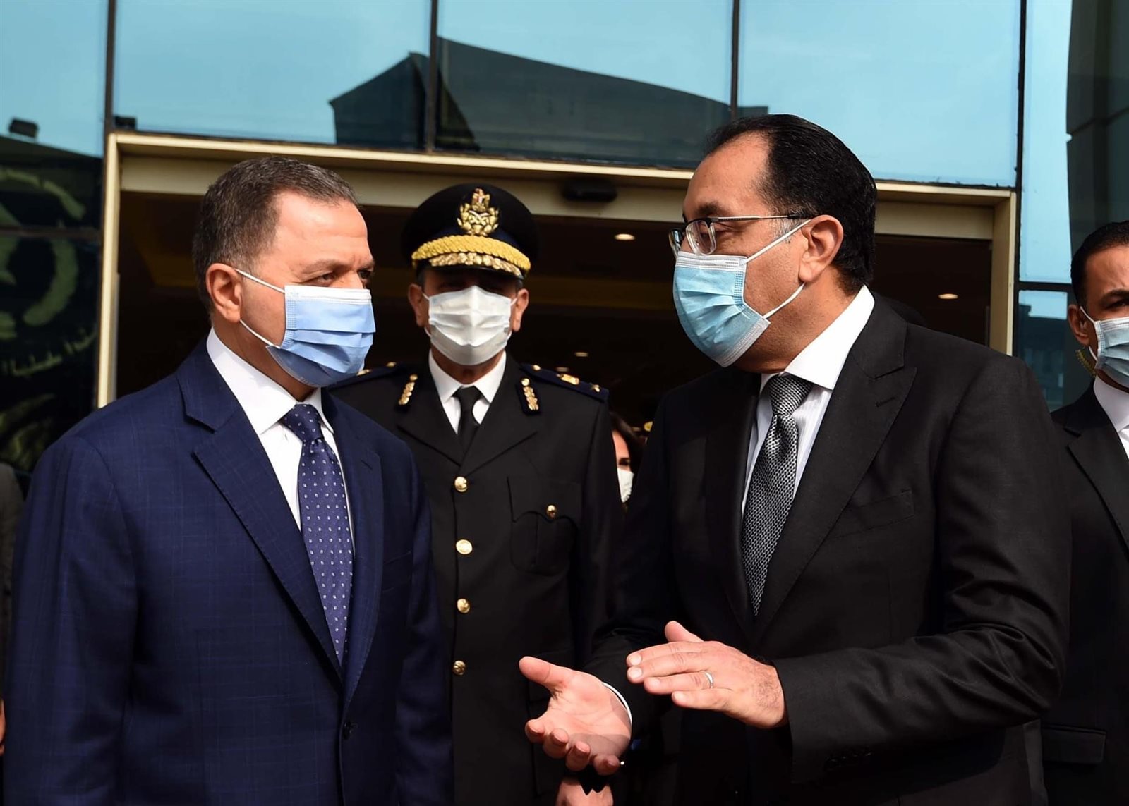 جانب من الافتتاح 