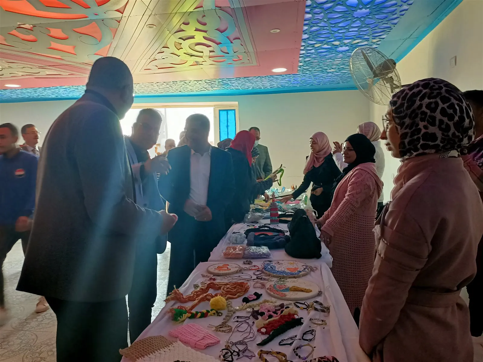 خلال المؤتمر