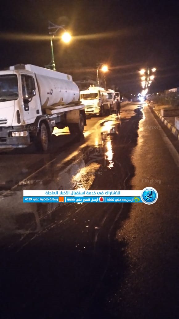 جهود مكثفة لإزالة تراكمات مياه الأمطار بشوارع سفاجا
