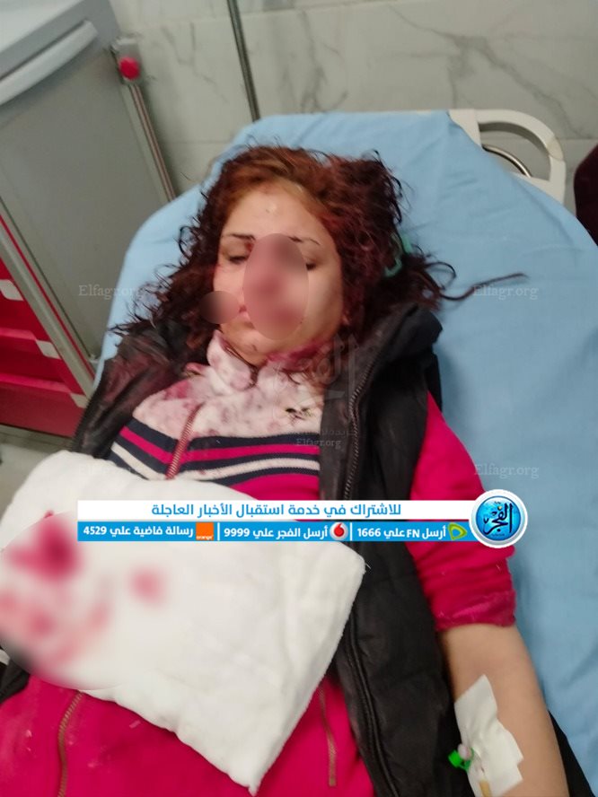 المحررة مع ضحية الاعتداء