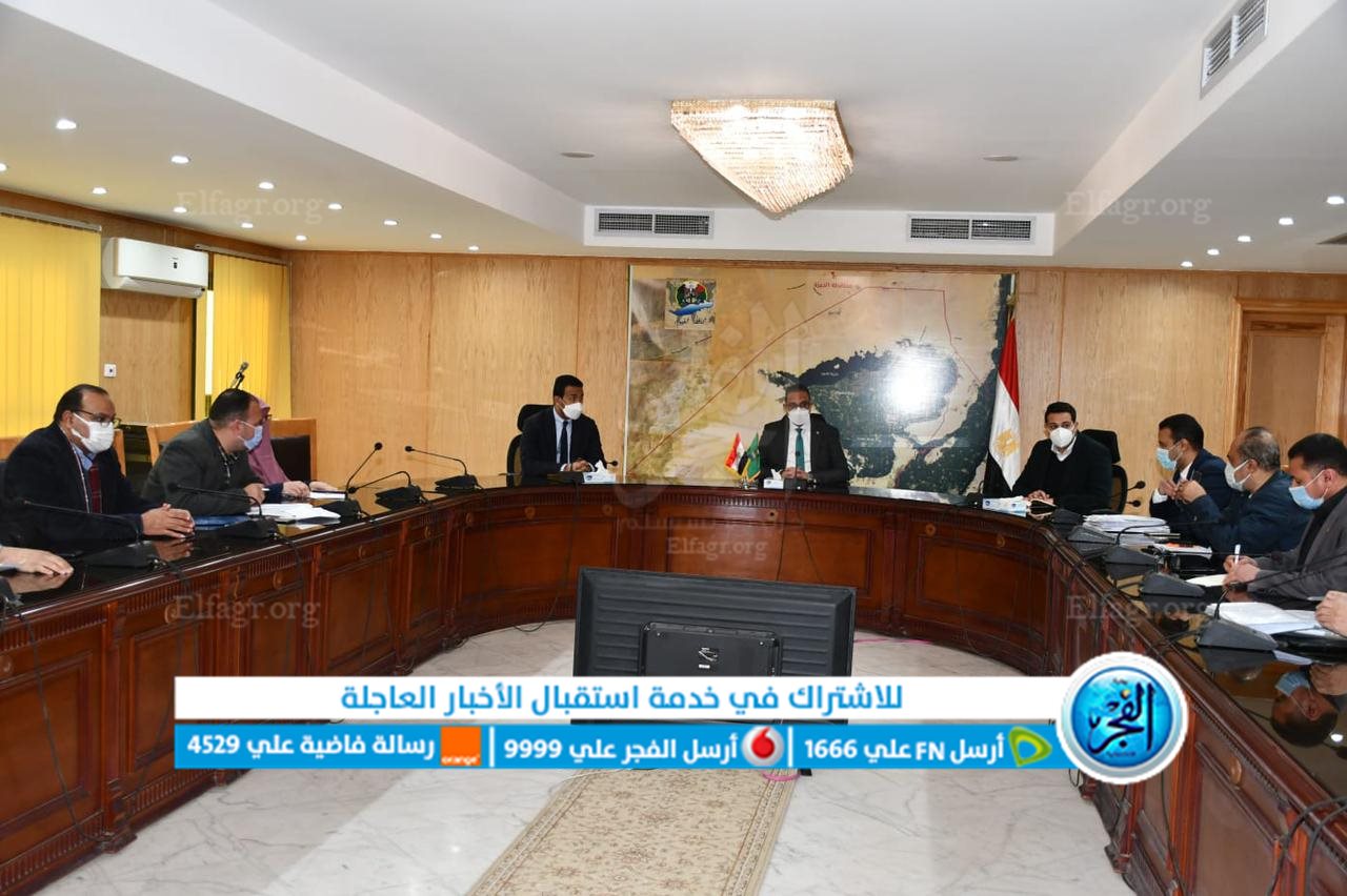 محافظ الفيوم يتابع استعدادات الأجهزة التنفيذية للموجة الــ19