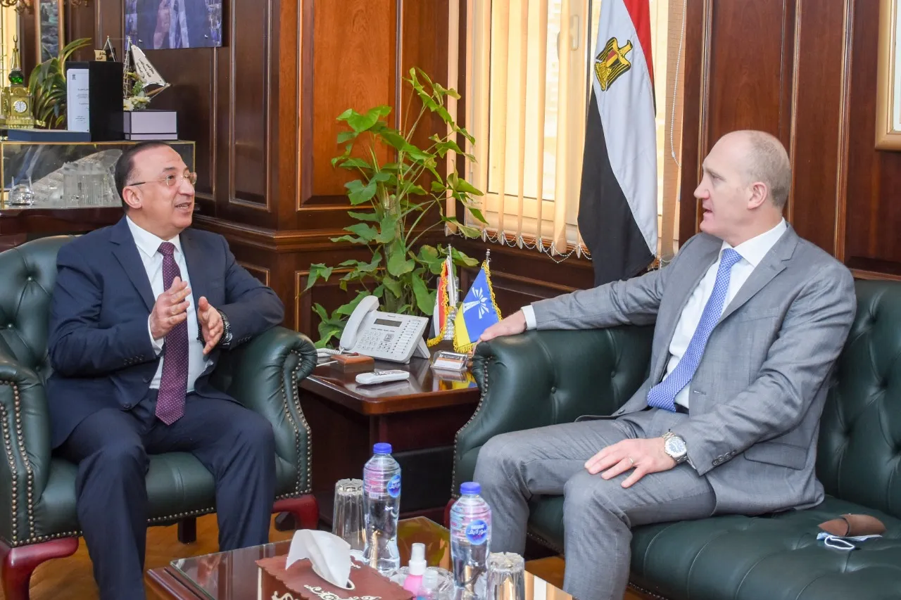 b8f44932-9d01-43b5-a0d7-588bb4494426