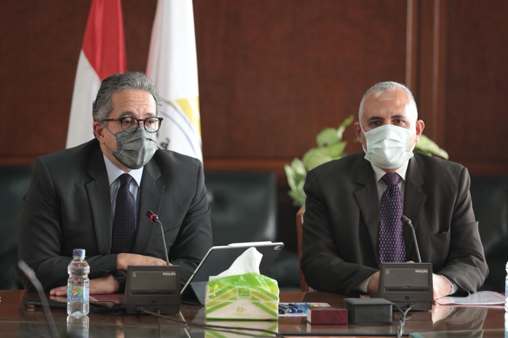 جانب من لقاء وزيرا الري والاثار