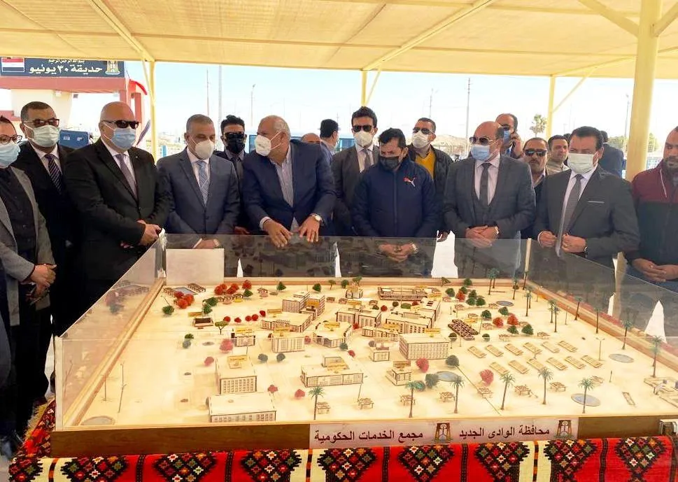  وزير الشباب والرياضة وعدد من المحافظين ورؤساء الجامعات