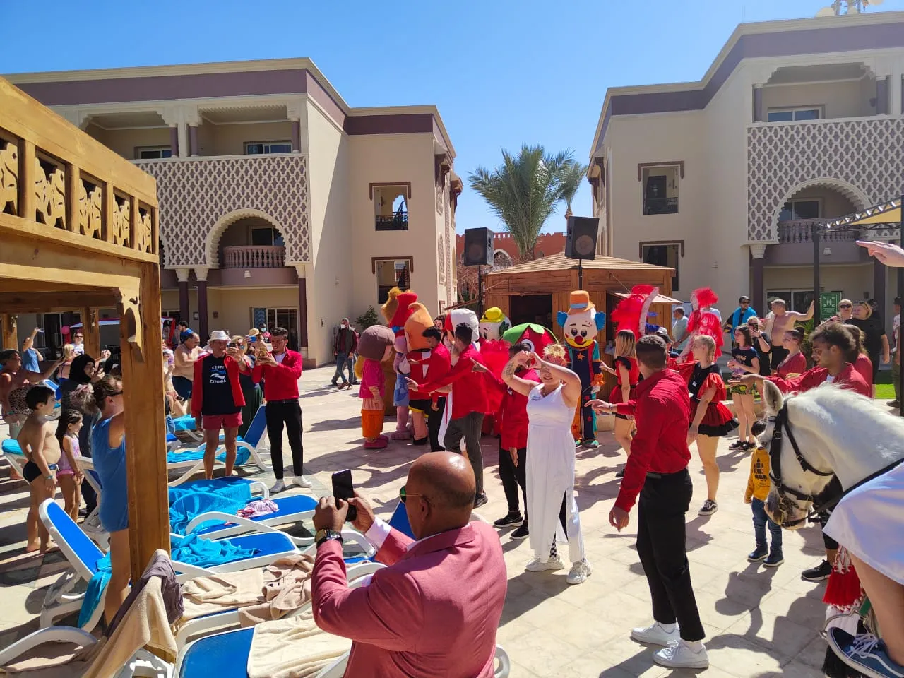 فنادق الغردقة تحتفل بعيد الحب