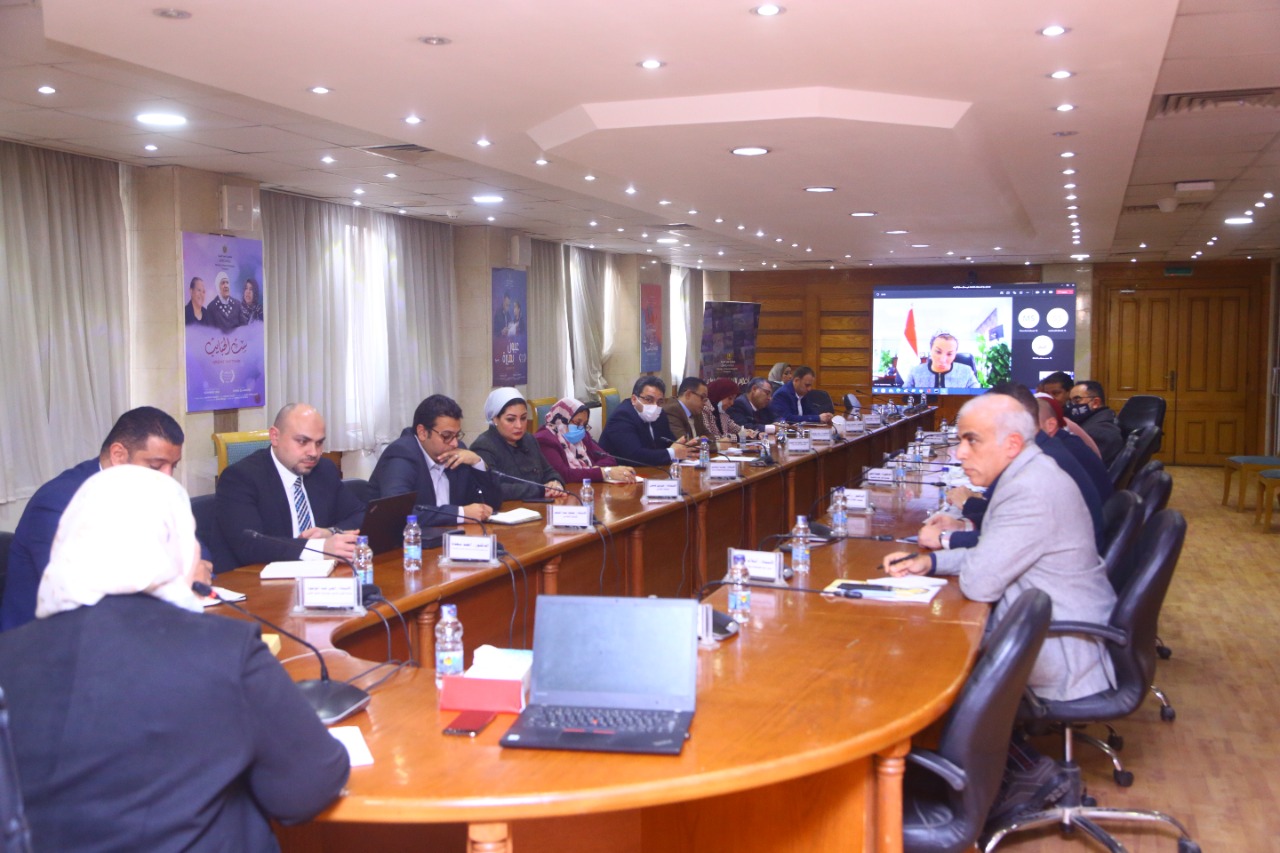 جانب من الاجتماع 