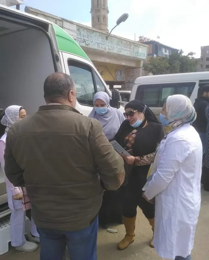 سيارات متنقلة لتطعيم لقاح كورونا