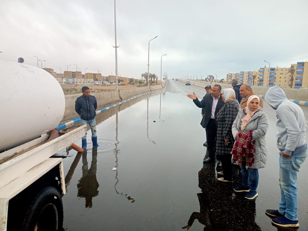 شفط مياه الأمطار بالسويس 