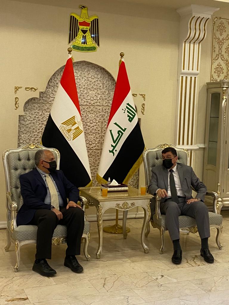 الدكتور محمد عبدالعاطي يجري مباحثات مع وزير المياه العراقي