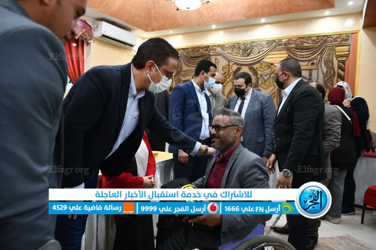   محافظ الفيوم يكرم عددا من الرياضيين من ذوى الهمم