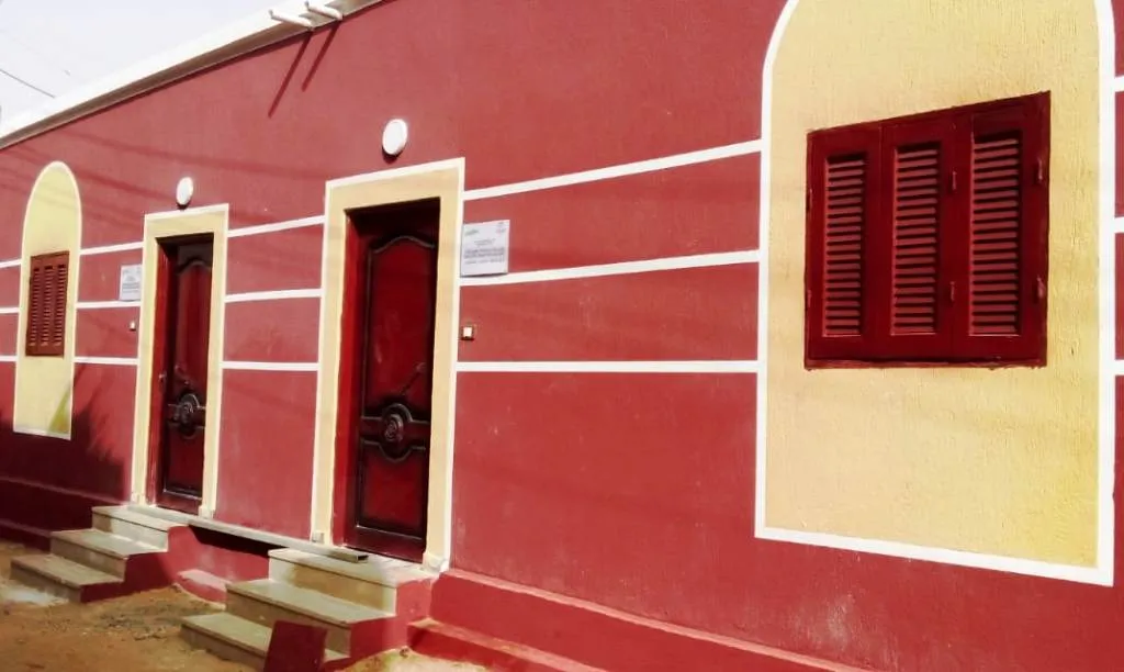 جانب من تسليم المنازل 