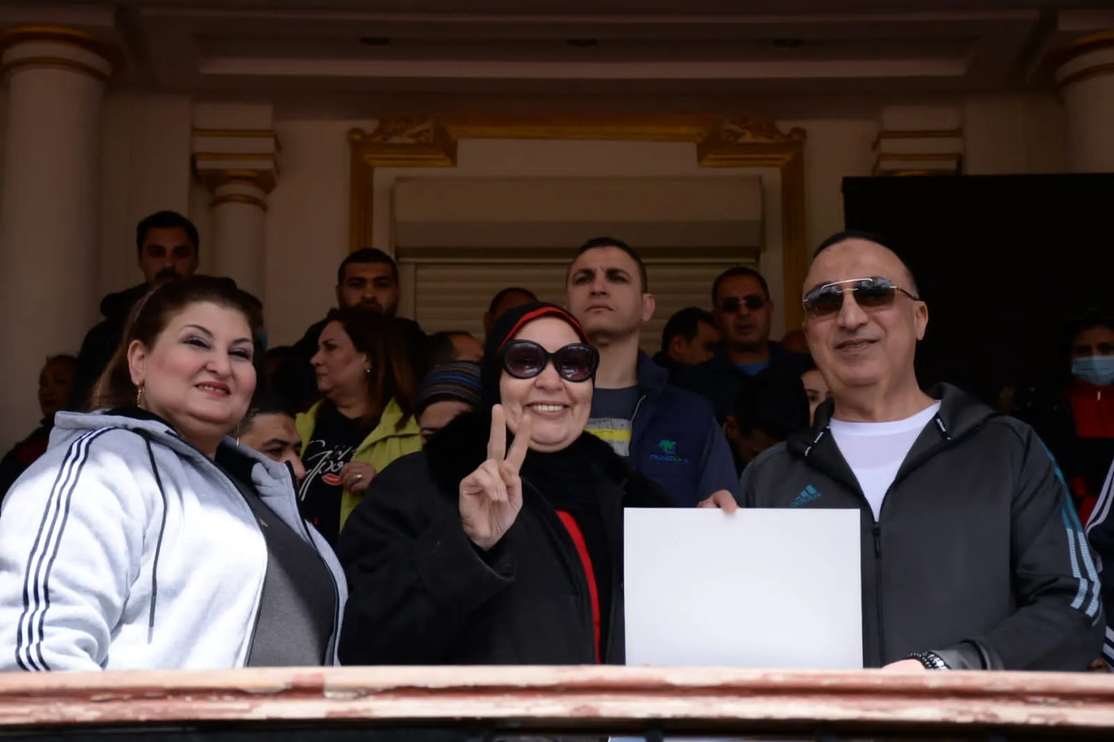 محافظ الإسكندرية اللواء محمد الشريف و صفاء الشريف 