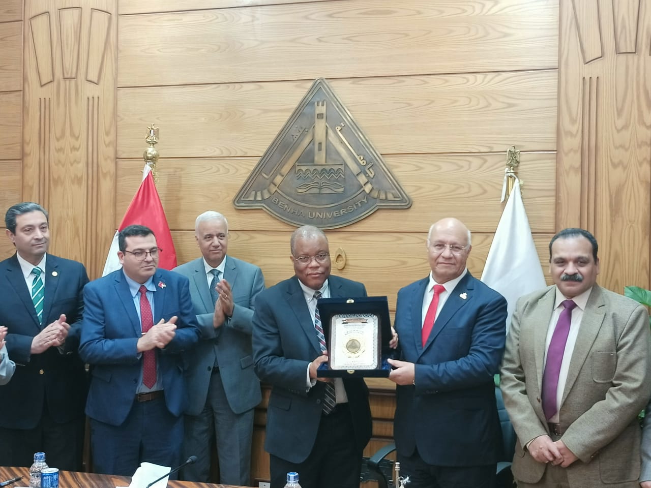 جامعة بنها توقع اتفاقية تعاون مع