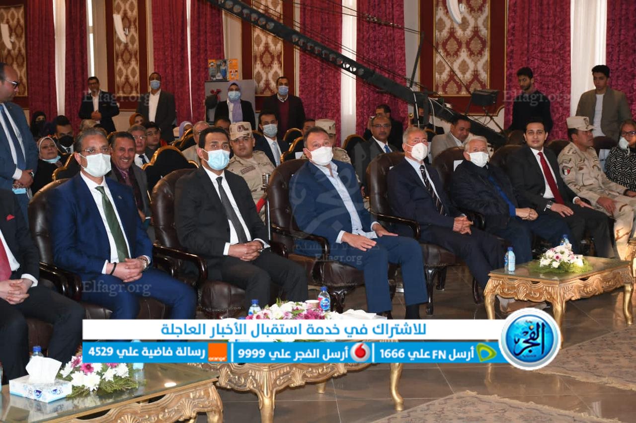 محافظ الفيوم يشهد احتفالية تسليم جهاز 250 عروسة لليتيمات وغير القادرات