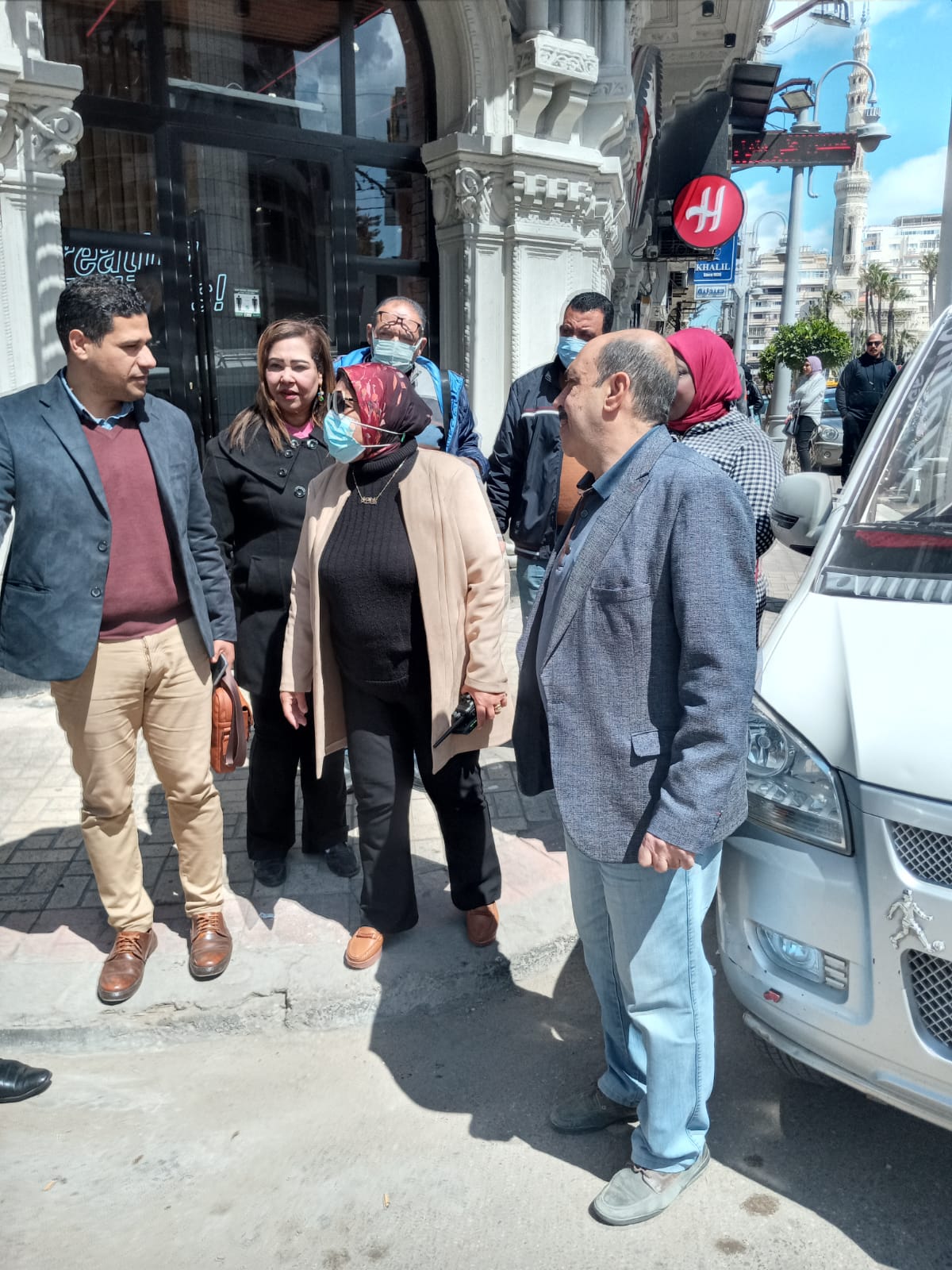 حملة حي وسط 