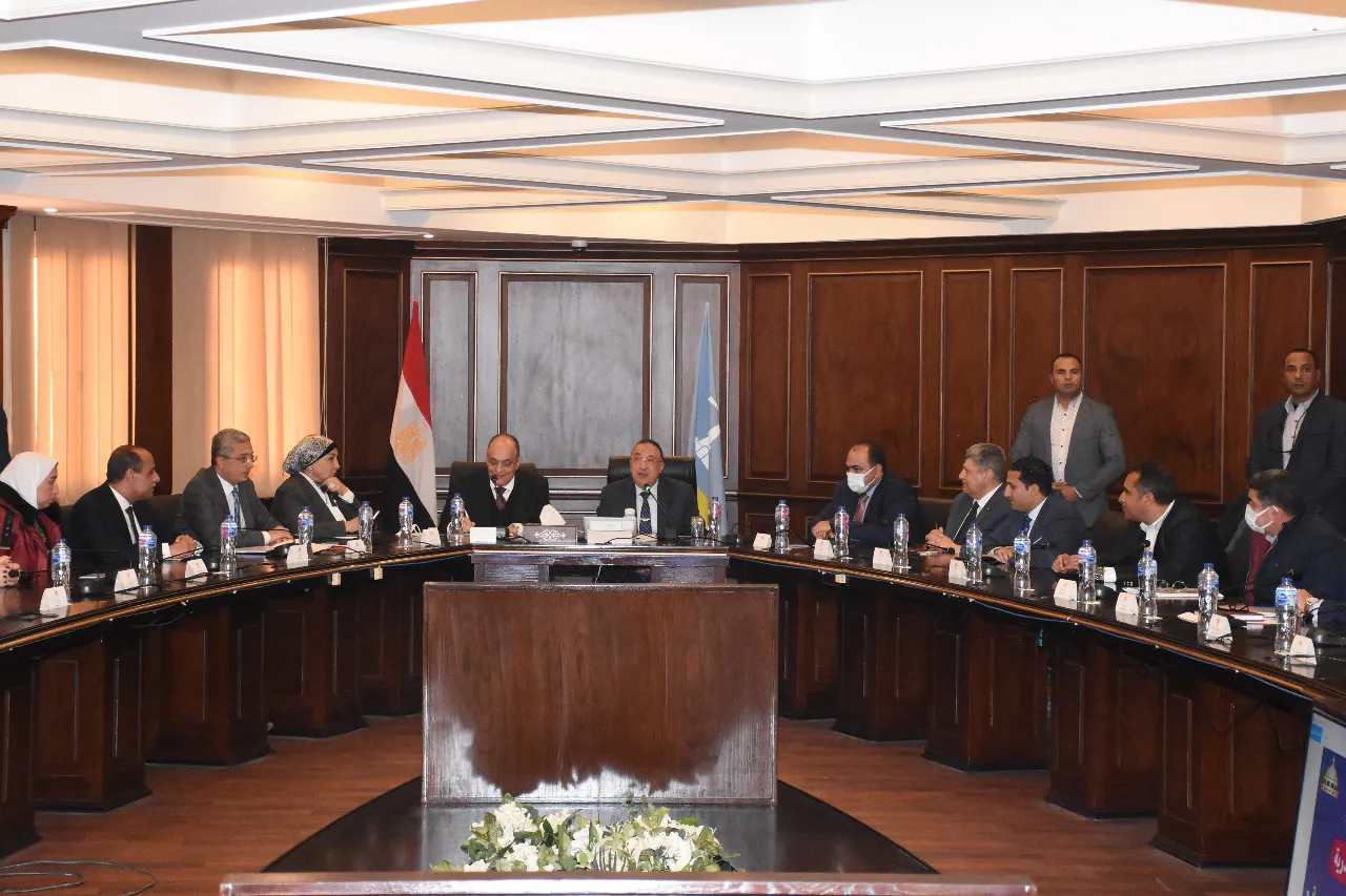 محافظ الإسكندرية 