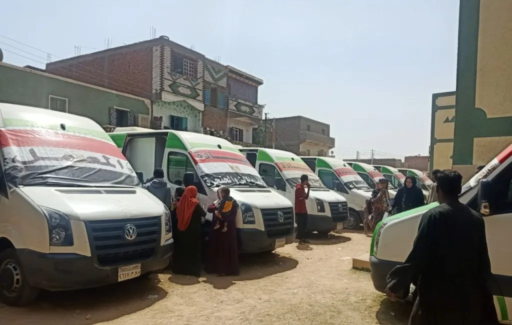  الكشف الطبى على 3185 مواطنا بالمجان في أسوان 