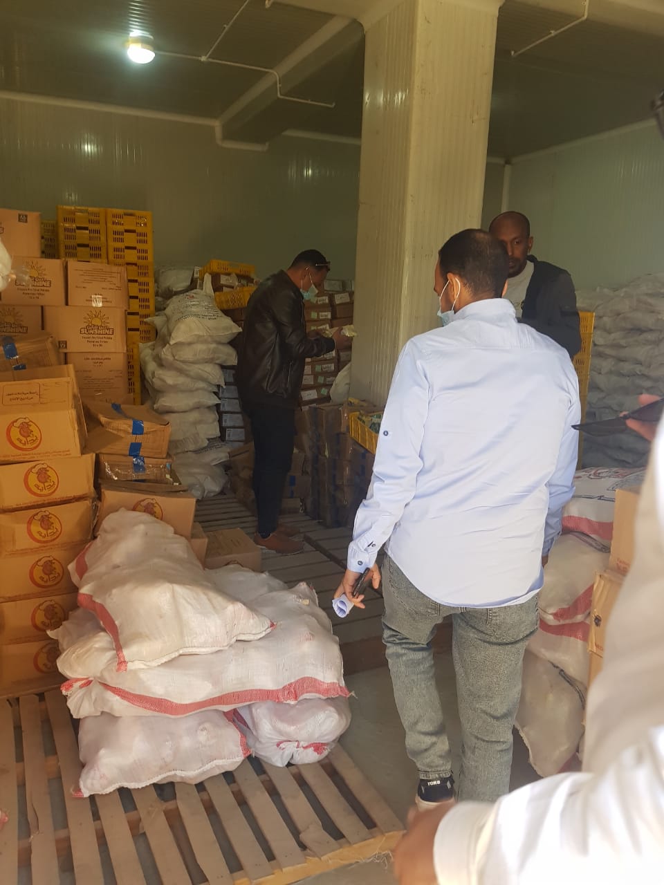 حملة مكبرة على الأسواق بمركز ومدينة إدفو