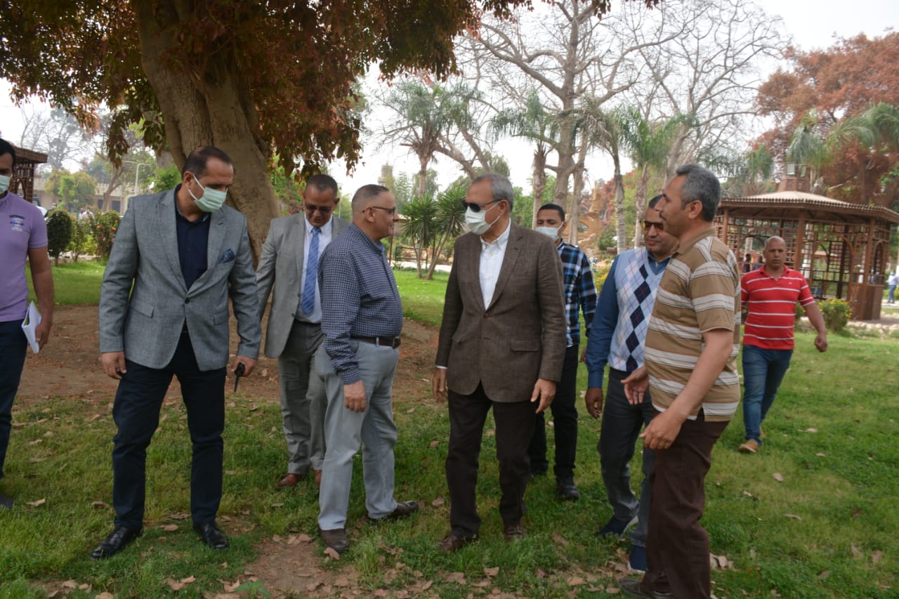 جولة المحافظ