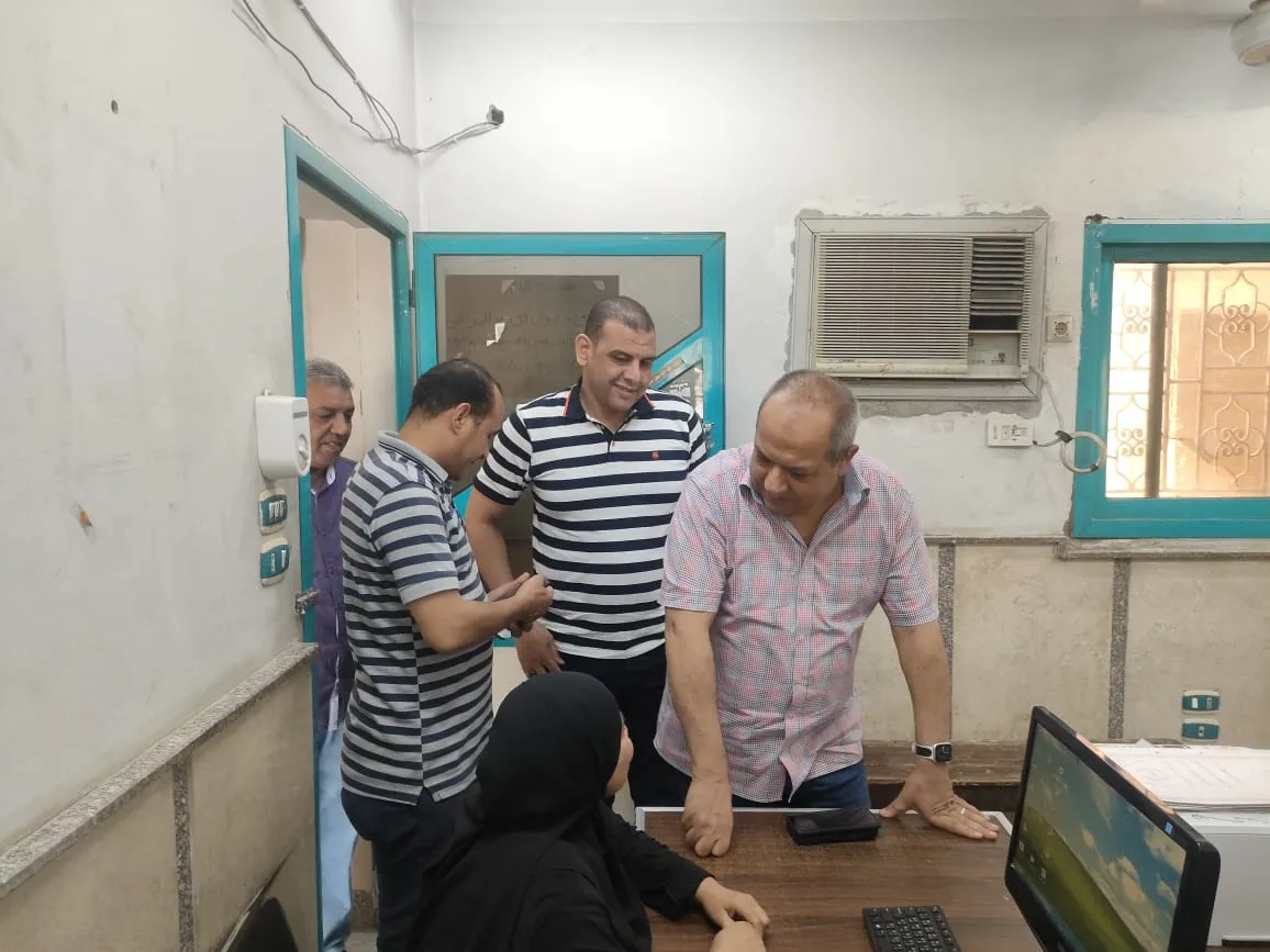 رئيس شركة مصر العليا لتوزيع الكهرباء يتفقد القطاعات المختلفة بقنا 