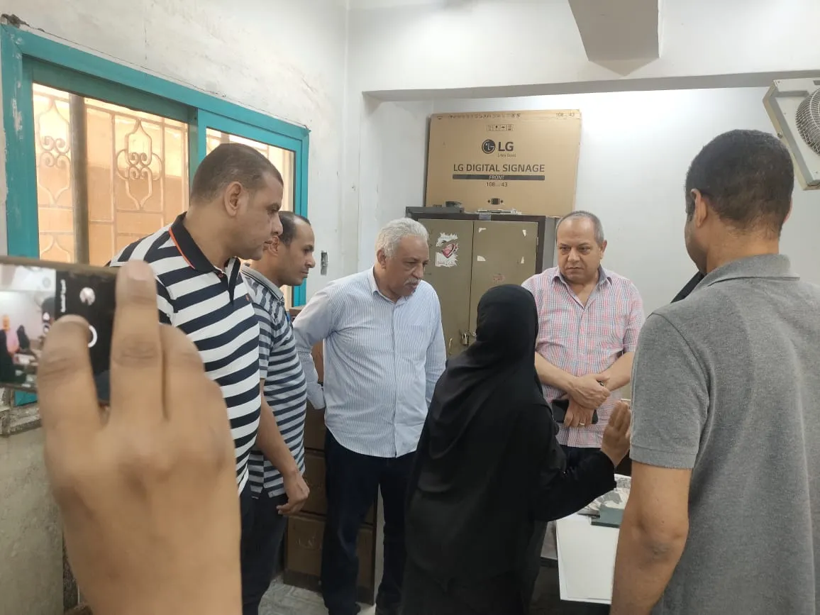 رئيس شركة مصر العليا لتوزيع الكهرباء يتفقد القطاعات المختلفة بقنا 