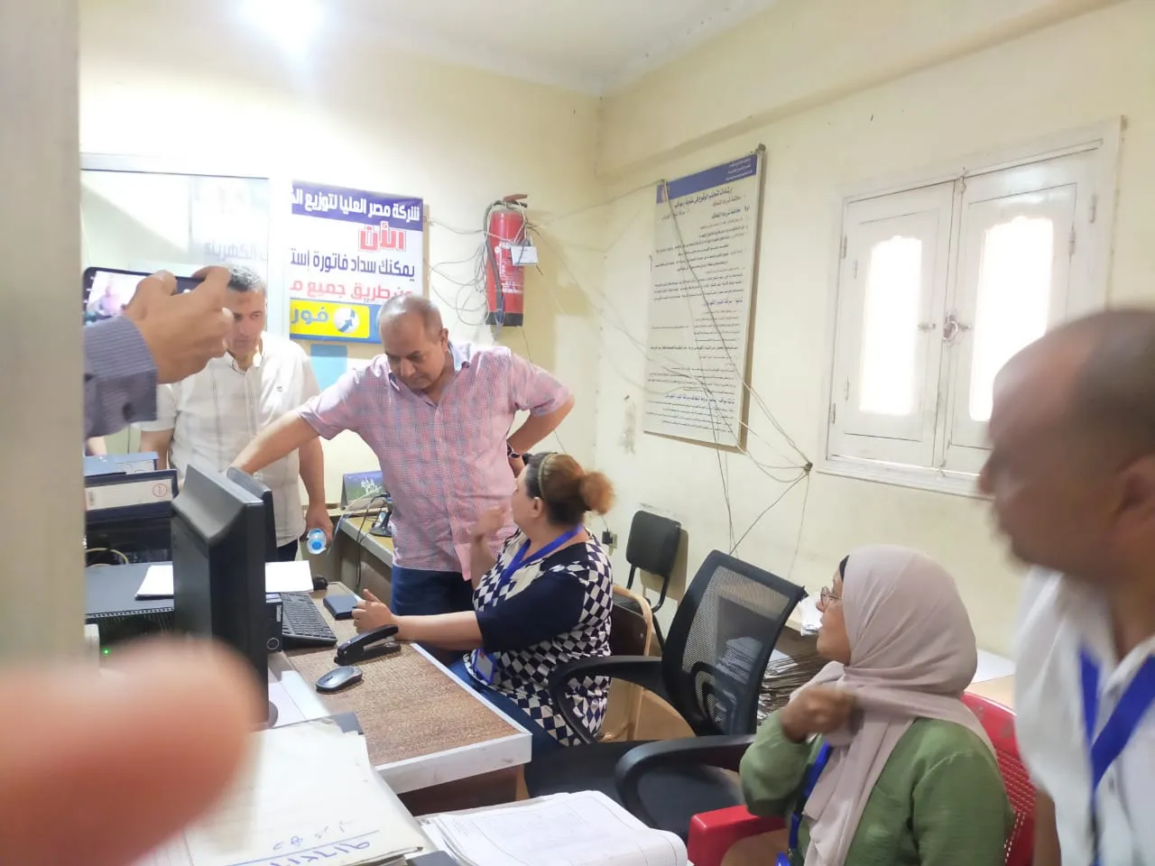 رئيس شركة الكهرباء يتفقد يتفقد المحطات جنوب الأقصر