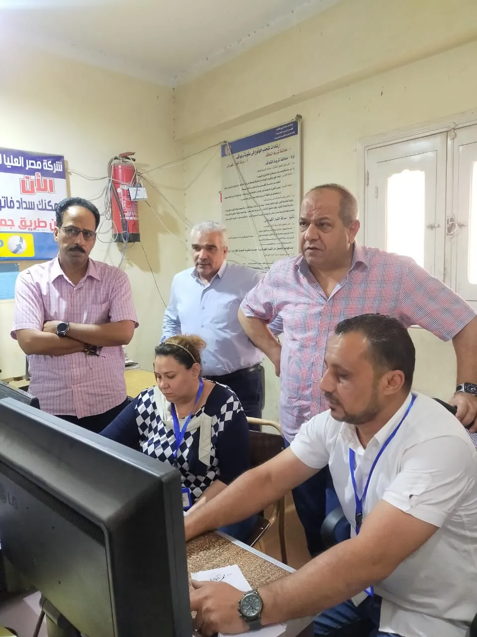 رئيس شركة الكهرباء يتفقد يتفقد المحطات جنوب الأقصر