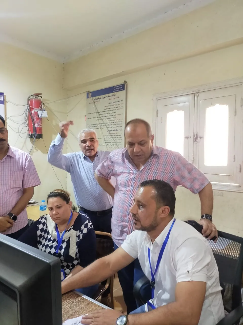 رئيس شركة الكهرباء يتفقد يتفقد المحطات جنوب الأقصر