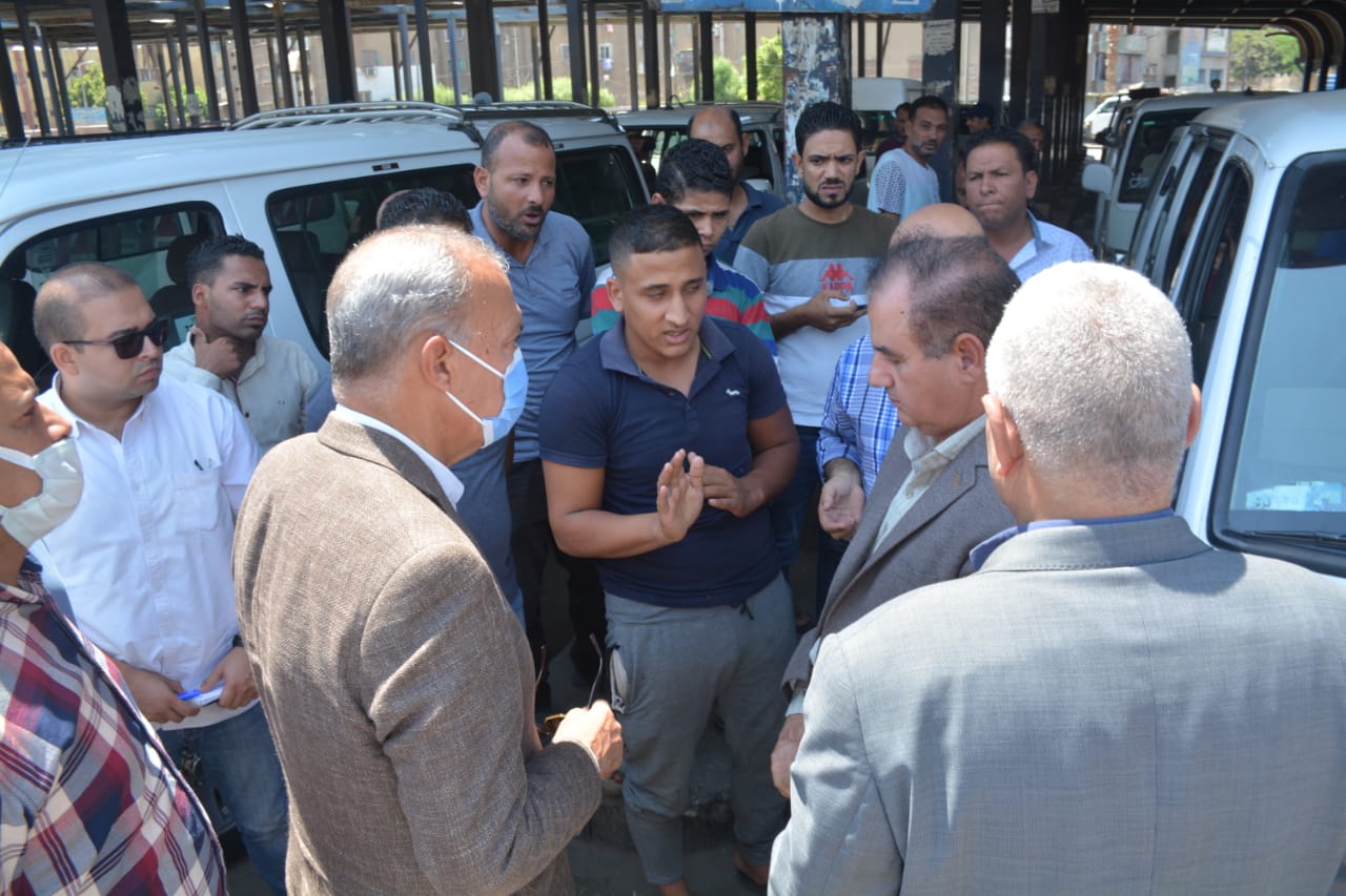 جولة المحافظ