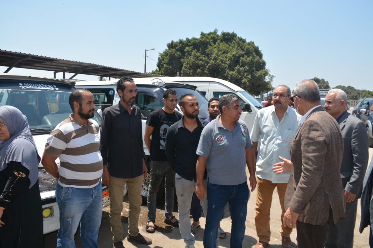 جولة المحافظ